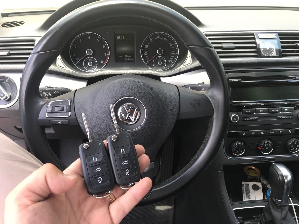 Volkswagen key replacement by Locksmith Magic in San Diego